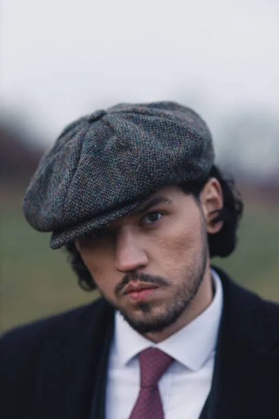 Comment Mettre Sa Casquette ?